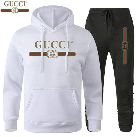 tuta gucci uomo bianca|Collezione di abbigliamento da uomo di Gucci su FARFETCH.